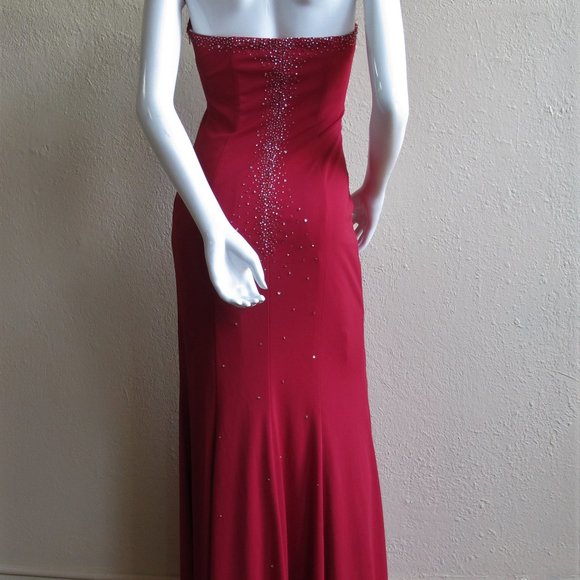 Niki by Niki Livas Red Halter Style Open Back Maxi Gown - Picture 2 of 7